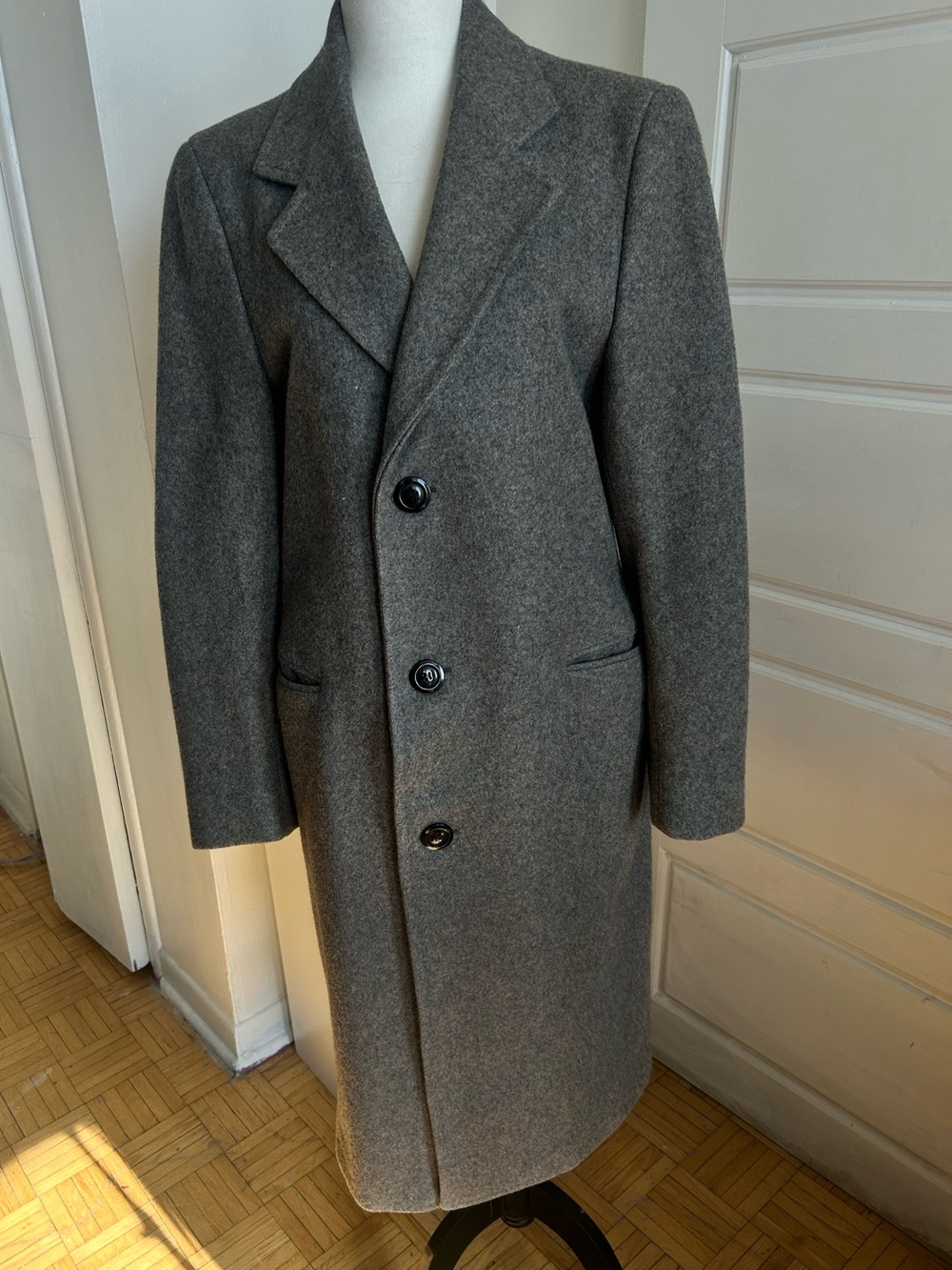 Concord Made in Canada Grey Wool Blend Long Coat Size M- Excellent Condition